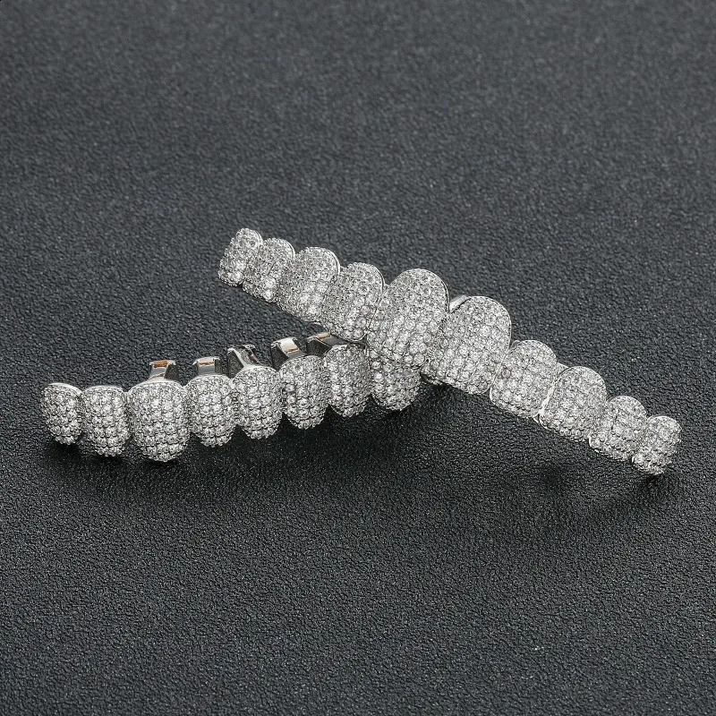 Hiphop Iced Out Zircon Teeth Grillz for Women Men 18k Gold Plated 3A Cubic Zirconia Mouth Teeth Grills 10 Bottom Top Teeths 250220