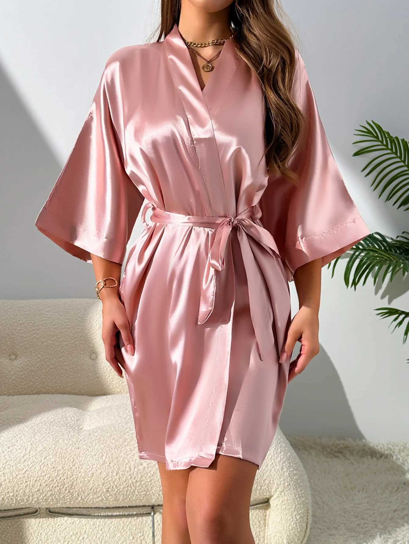 Autumn New Womens Silk Pajamas Sexy Fashion Pajamas Set And Simple Robe Three Piece Womens LoungewearXJ250220