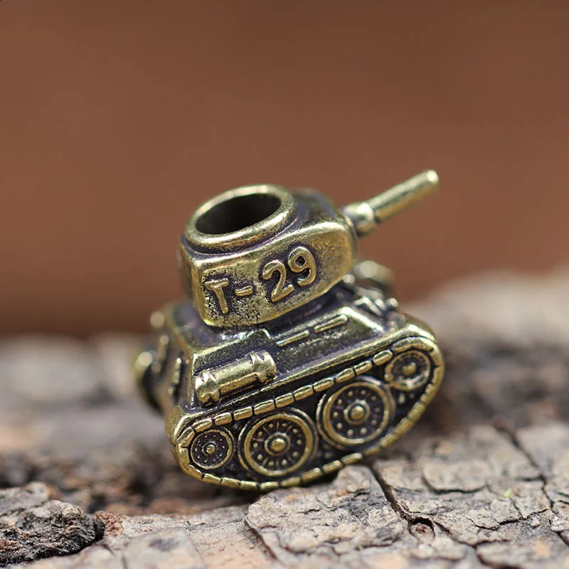 Classic T29 Tank Model Brass Knife Beads Outdoor EDC Umbrella Rope Pendants DIY Paracord Bracelets Accessories Lanyard Hangings 250213