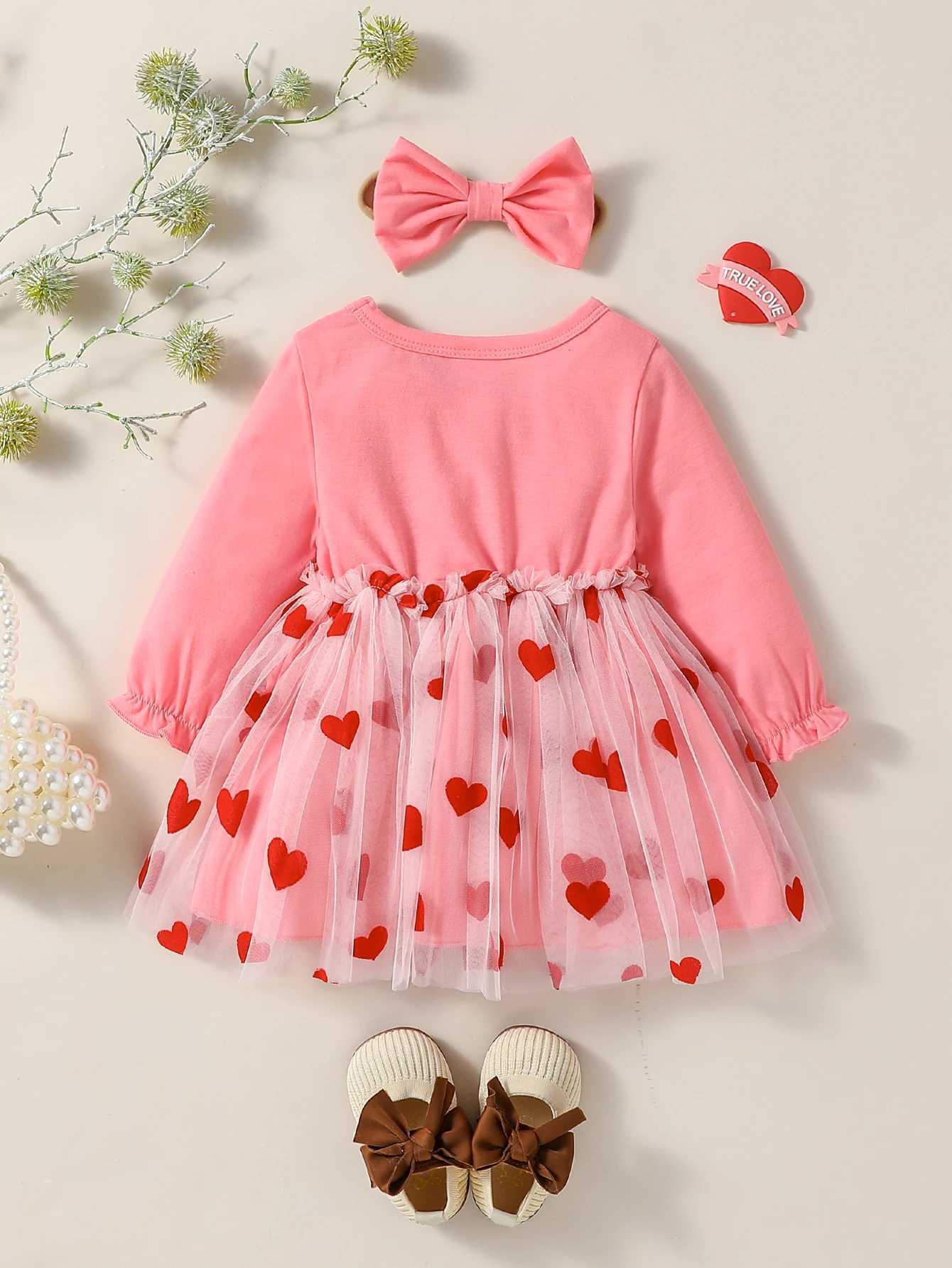 2024 New Baby Girls Spring Autumn Pink Long Sleeve Print Heart Letter Princess Vacation Outdoor Dress+Headband X250220