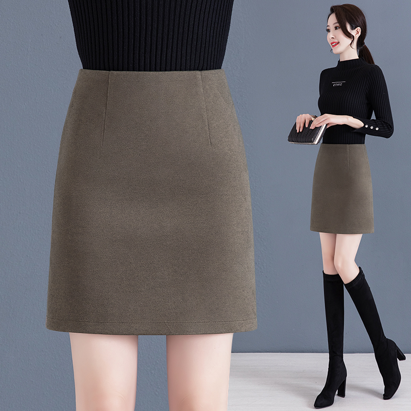 X212120 Skirt Women Winter 2024 New High Waist Slim Autumn and Winter Thickened A-line One-Step Short Skirt Hip Skirt