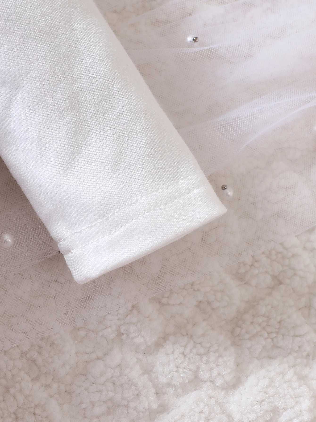 Girls Dress With A Ruffled Collar Long Sleeved Button Up Bow Tie Fluffy Skirt Plaid Pattern Fashionable New Home Style X2502201