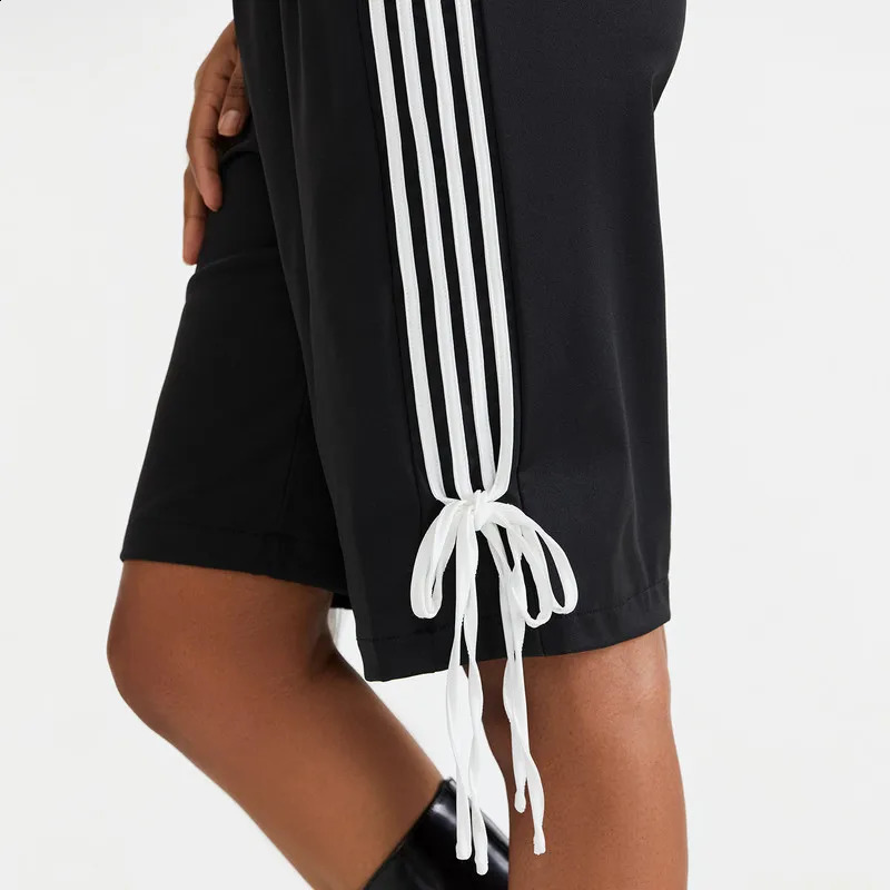 WPNAKS Women Stripe Knee Length Shorts Summer Clothes Elastic Waist Side Stripes Print Bow Details Loose Shorts Streetwear 250214