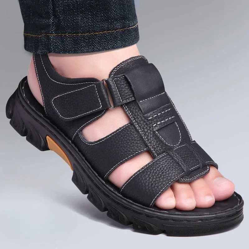 New Arrival Mens Beach Sandals Casual Leather Breathable Beach Sandals Mens Outdoor Soft and Comfortable Summer Shoes Fashion Slippers T250220