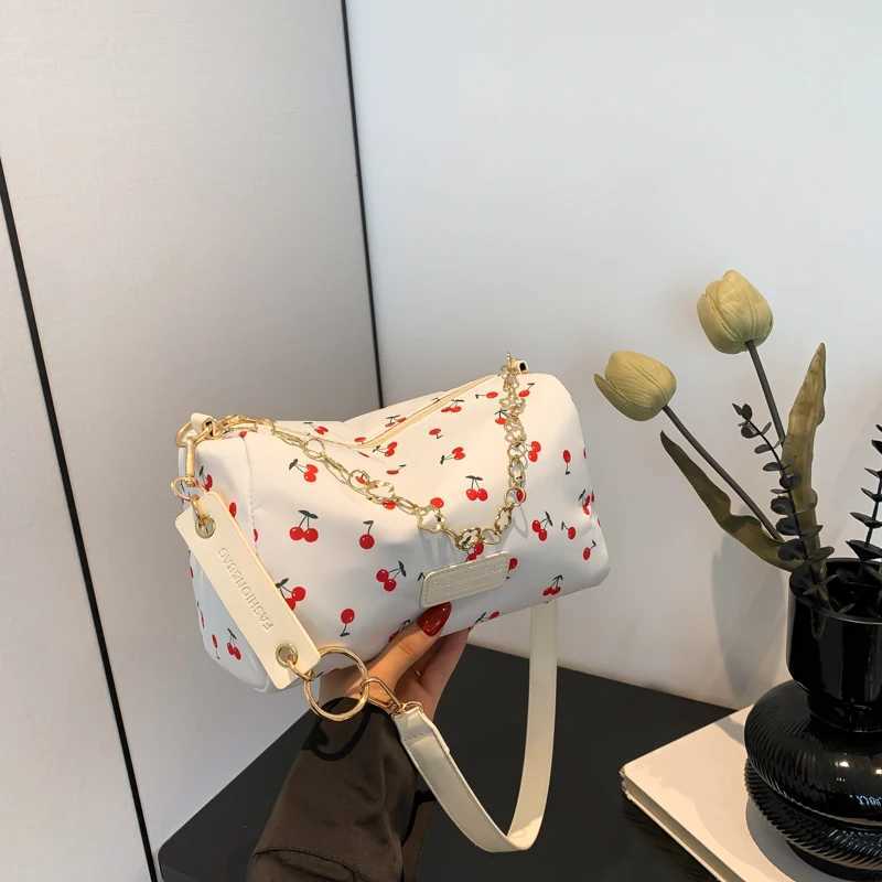 Large Capacity Shoulder Bag 2024 New womens fashion Simple Commuter Messenger Fruit Pattern purse handbag Y250220