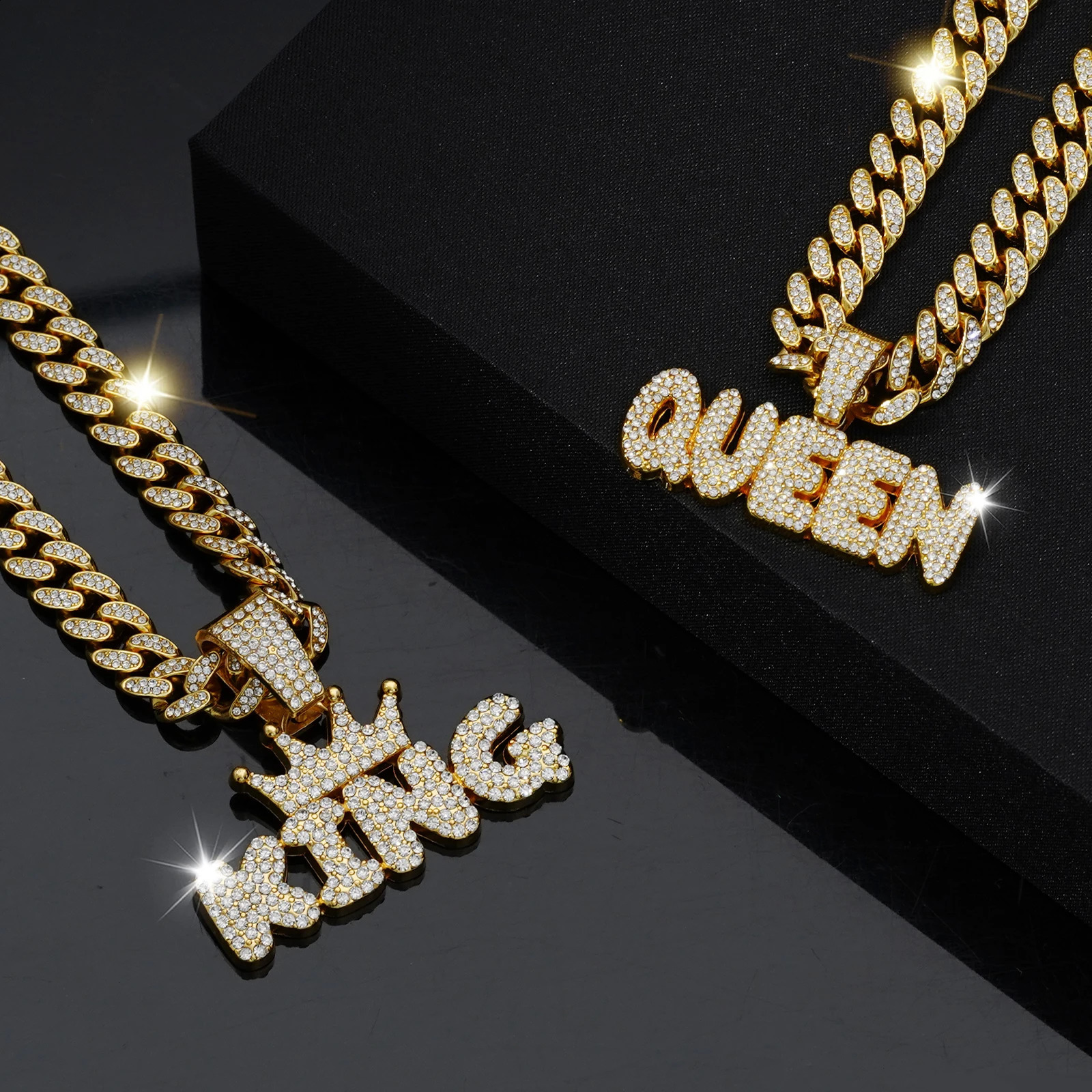 2Pcs/Set Matching Couple Chain Rhinestone Crown King Queen Letter Pendant NecklacesSuitable For Festival Gift And Daily Wear 250220