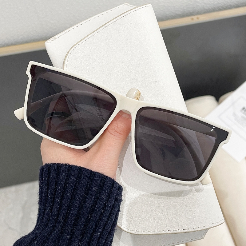 2025 New High end Trendy Men's Driving Explosive Square Sunglasses for Men and Women Anti UV Sunglasses