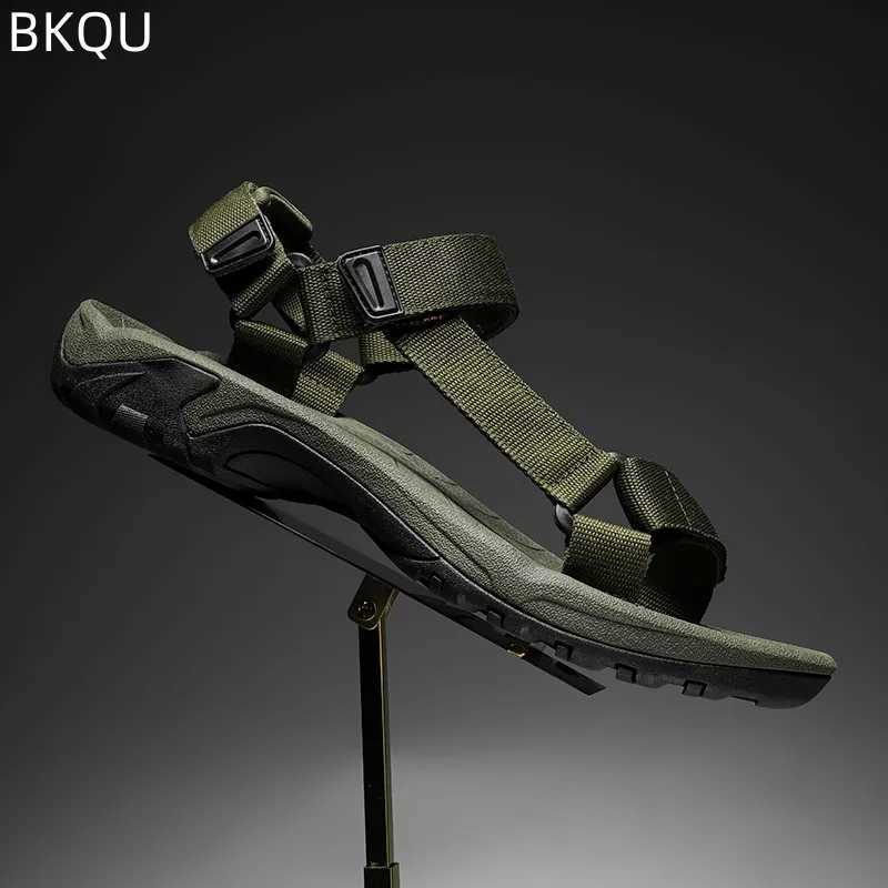 New Arrival Summer Mens Sandals Beach Shoes Wading Shoes Round Head Flat New Comfortable Non-slip Lightweight Best-selling fashion T250220