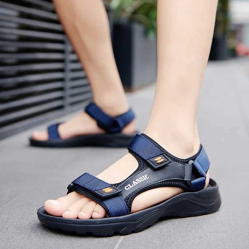 New Arrival Sandals for Men Mens Summer Sandals for Adults Designer Mens Shoes Man Beach Sandals Comfortable Man Sandals Trending T250220