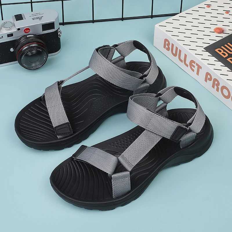 New Arrival Classic Men Sandals Non-slip Beach Shoes Summer Slippers Outdoor Lightweight Sneakers Male Retro Comfortable Casual Shoes 39-46# T250220