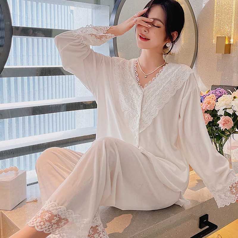 Golden Velvet Pajamas Women Thin Section Long-sved Lace Printed Pajamas For Womens Spring And Autumn Sweet Homewear PajamasXJ250220