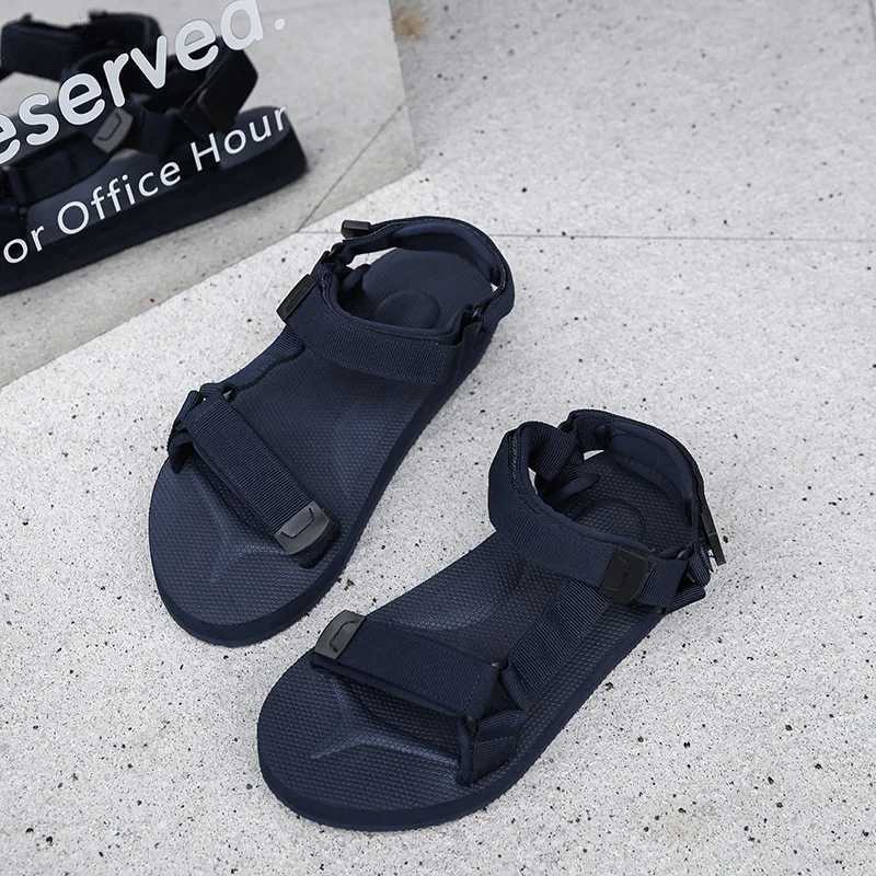 New Arrival New Summer Men Shoes Classic Men Soft Sandals Breathable Roman Style Male Canvals Beach Sandals Water Shoes Large Size 46 T250220