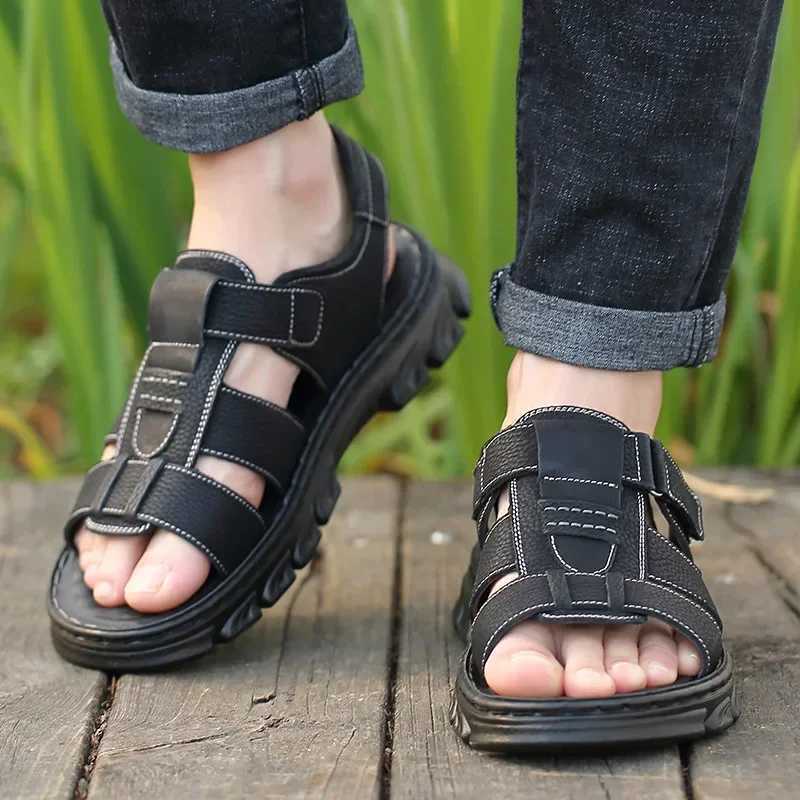 New Arrival Summer Mens Roman Sandals Platform Soft PU Mens Slippers Peep Toe Non-slip Men Travel Beach Shoes Outdoor Hollow Out T250220