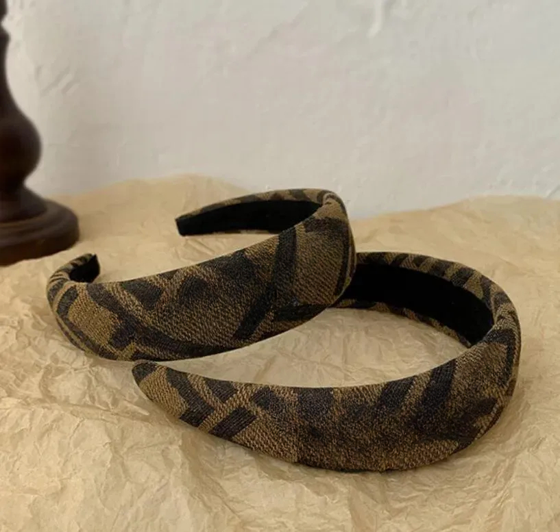 Retro Sponge Classic Headbands Elegant Female Wild Go Out Wide-brimmed Designer Headband Fashion Jewelry Hair Band Hairband Accessories