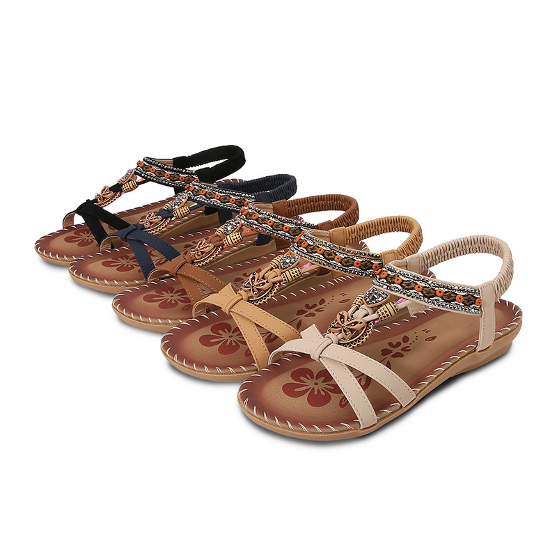 The new Bohemian cross-border sandals women's summer rhinestones night wind flat round head pinch feet open toe cool
