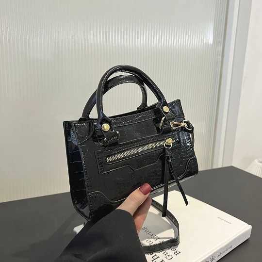 Silver Woman Bag Shoulder Fashion Trend PU PVC Girl Lady Bags Handbag Cosmetic Case Purses Tote Womens Hand Bag for Women Z250220