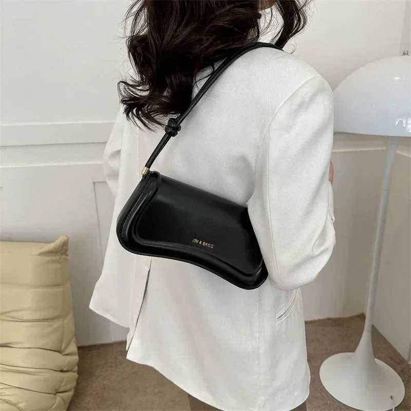 New Arrival Womens shoulder cross body bag PU leather womens underwear bag solid color small handbag wallet womens daily handbag T250407