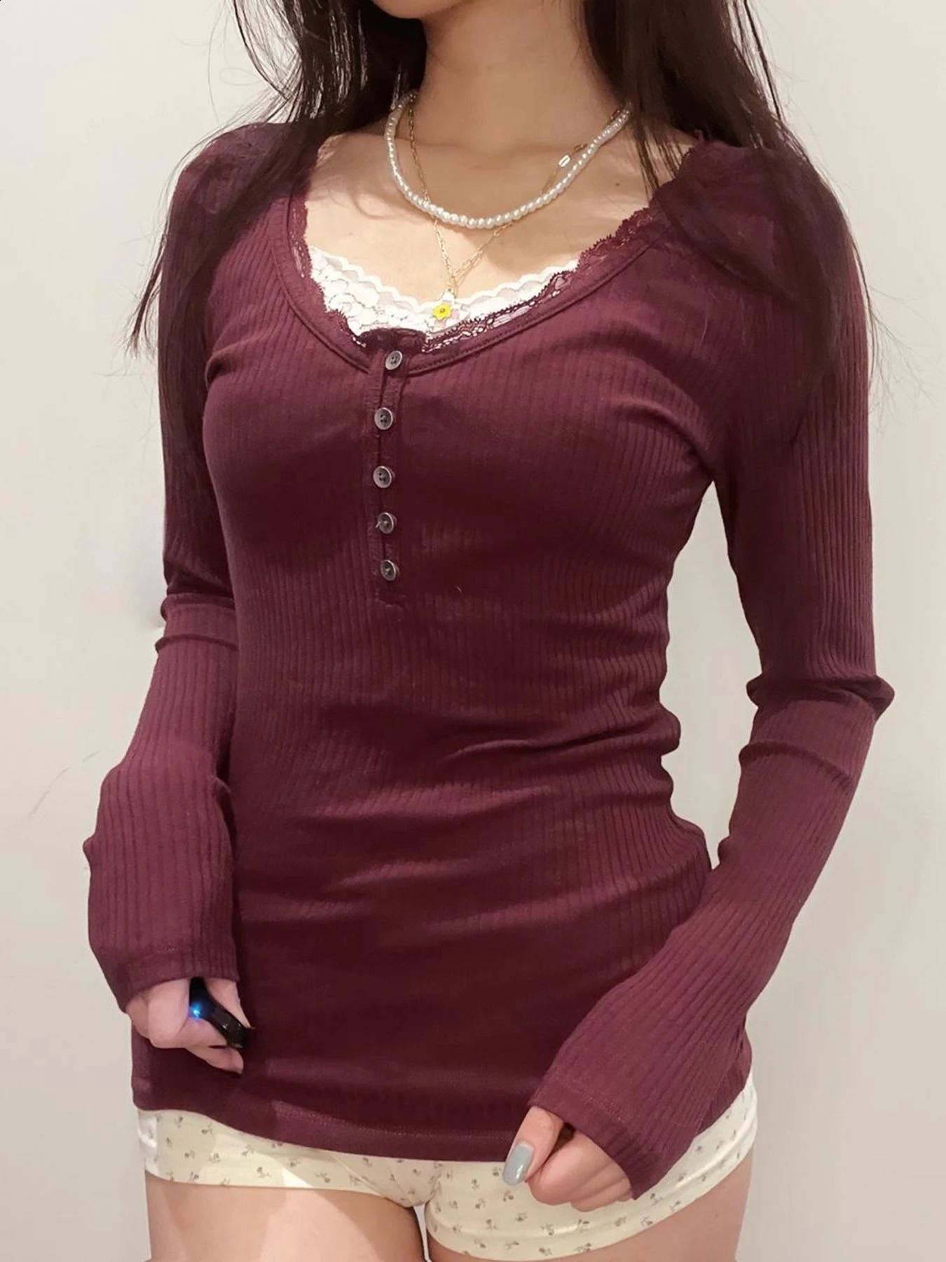 Christmas American Retro Red Solid Slim Ribbed T-Shirt Women Button Up Lace Trim O Neck Long Sleeve Spring Auttumn Vintage Tees 250219