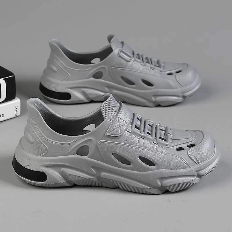 New Arrival Summer New Mens Lightweight and Comfortable Garden Shoes EVA Integrated Perforated Shoes Beach Shoes Sports and Casual Sandals T250220