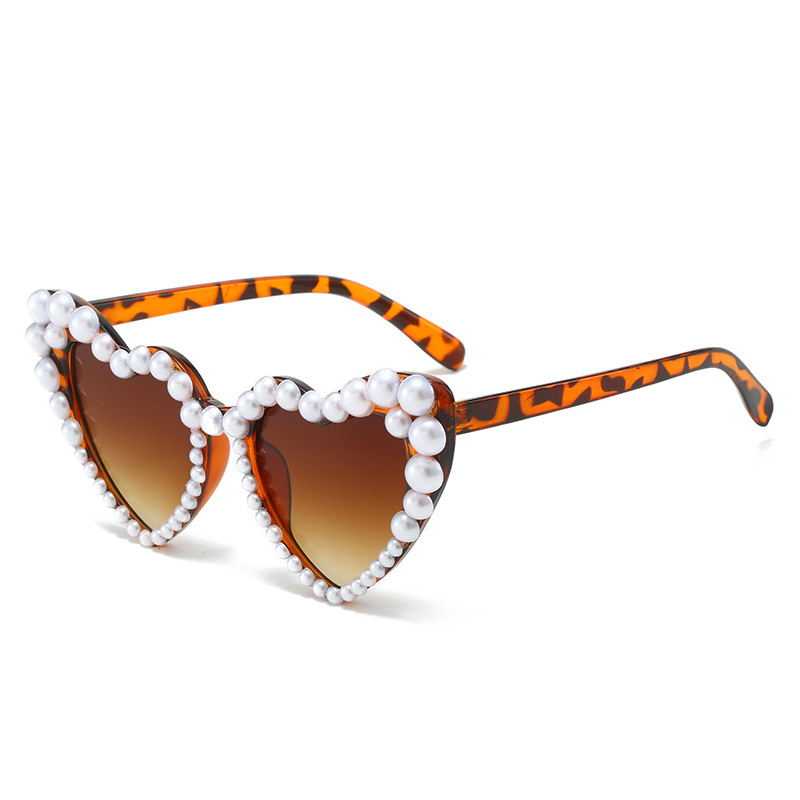 2025 Top selling Heart shaped Pearl Sunglasses, Personalized and Versatile Heart shaped Likes, Internet Celebrities, Luxurious and Sweet Love Sunglass