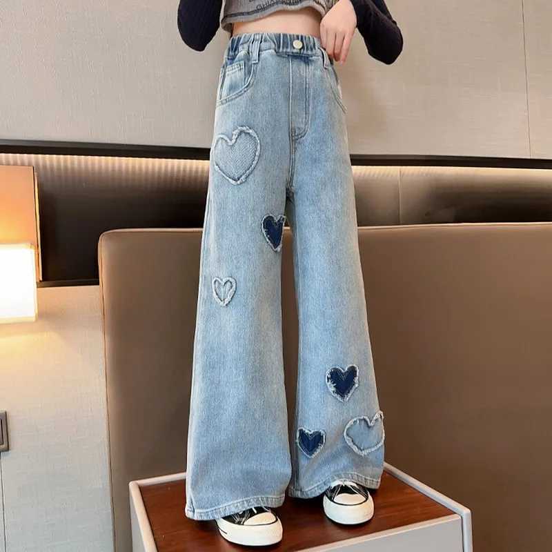 Big girls school wide leg pants heart-shaped design casual and loose 2025 New Year fashion long jeans childrens Korean Sle Trouser Z250220