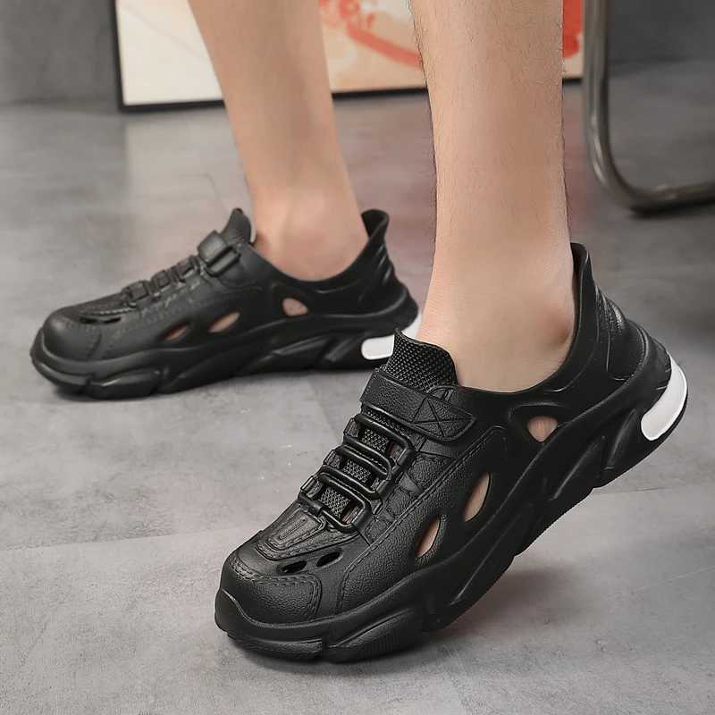 New Arrival Mens Summer Sandals EVA Hole Shoes Garden Shoes Fashionable and Lightweight Beach Shoes Anti slip and Odor Resistant Work Shoes T250220