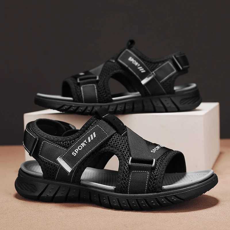 New Arrival Mens Sandals Summer Leisure Beach Holiday Sandals Men Shoes New Outdoor Sneakers Male Comfortable Casual Sandals Men T250220