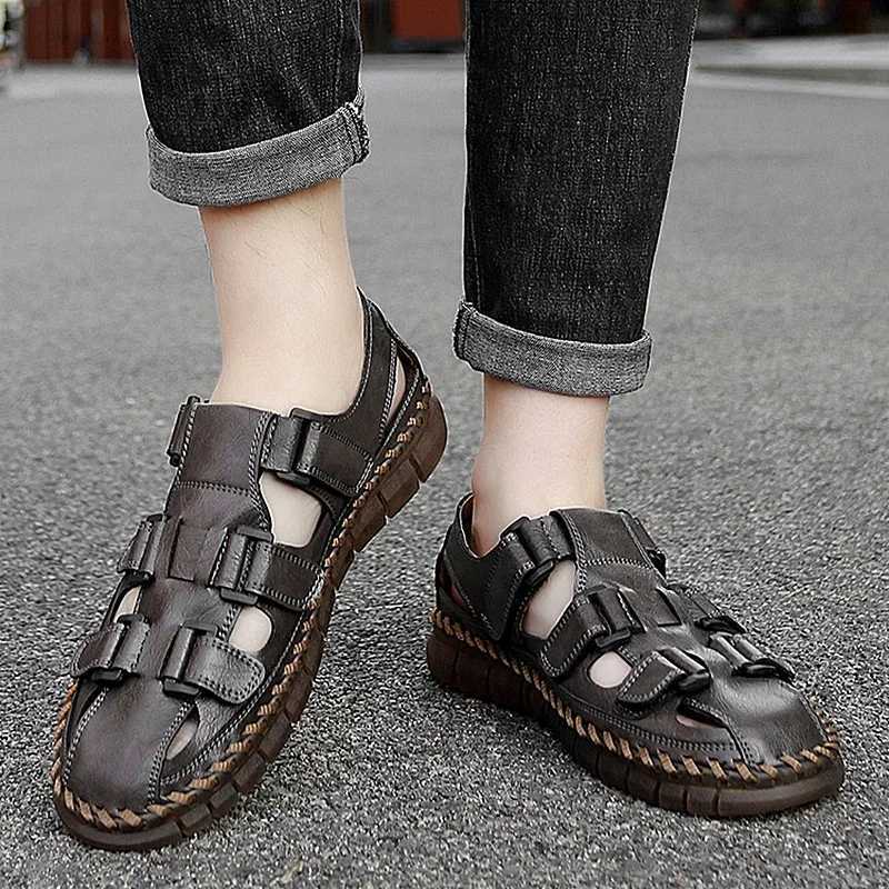 New Arrival New Summer Leather Men Sandals Fashion Breathable Casual Shoes Men Soft Bottom Outdoor Beach Sandals Roman Slippers Big Size 47 T250220