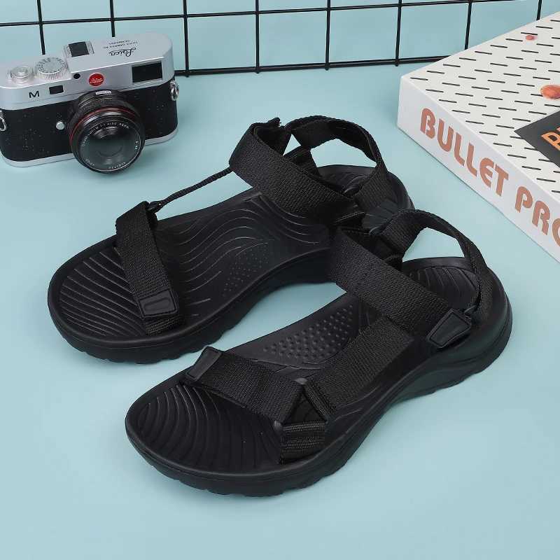 New Arrival Classic Men Sandals Non-slip Beach Shoes Summer Slippers Outdoor Lightweight Sneakers Male Retro Comfortable Casual Shoes 39-46# T250220