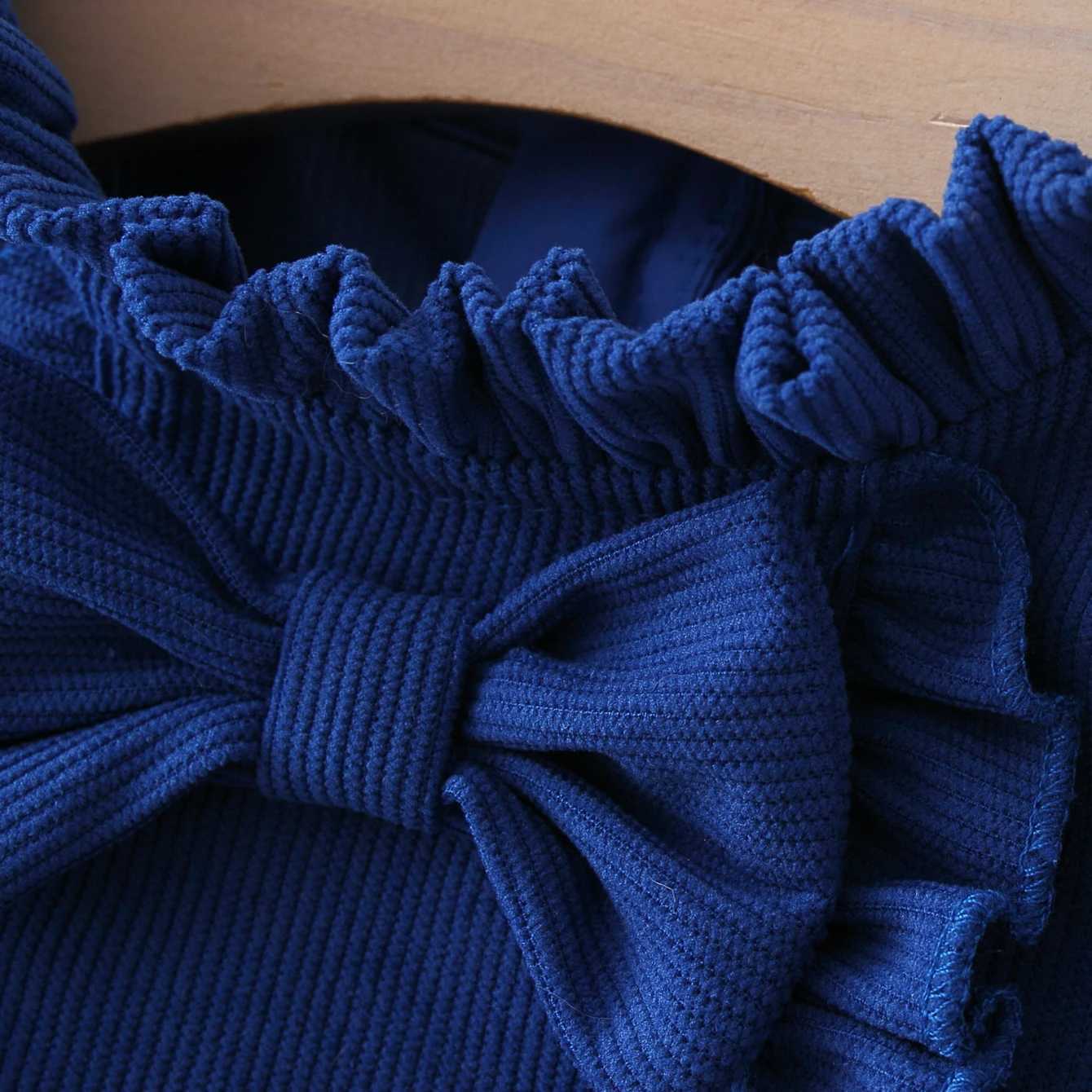 Winter New Girls Dress Lace Pleated Bow Solid Color Two-Piece Long-Sleeved Dress + Cap Puffed Sleeve Lace Neckline X250220