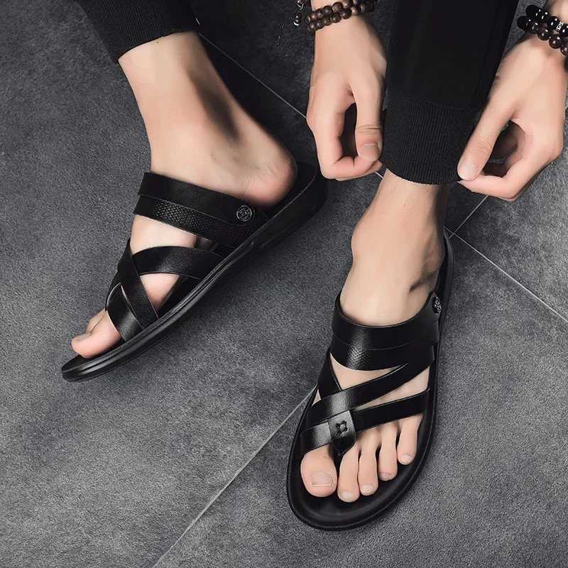 New Arrival Outdoor Beach shoes men Flip Flops fashion breathable Summer Light genuine leather Casual Shoes Slides Black Sandal men T250220