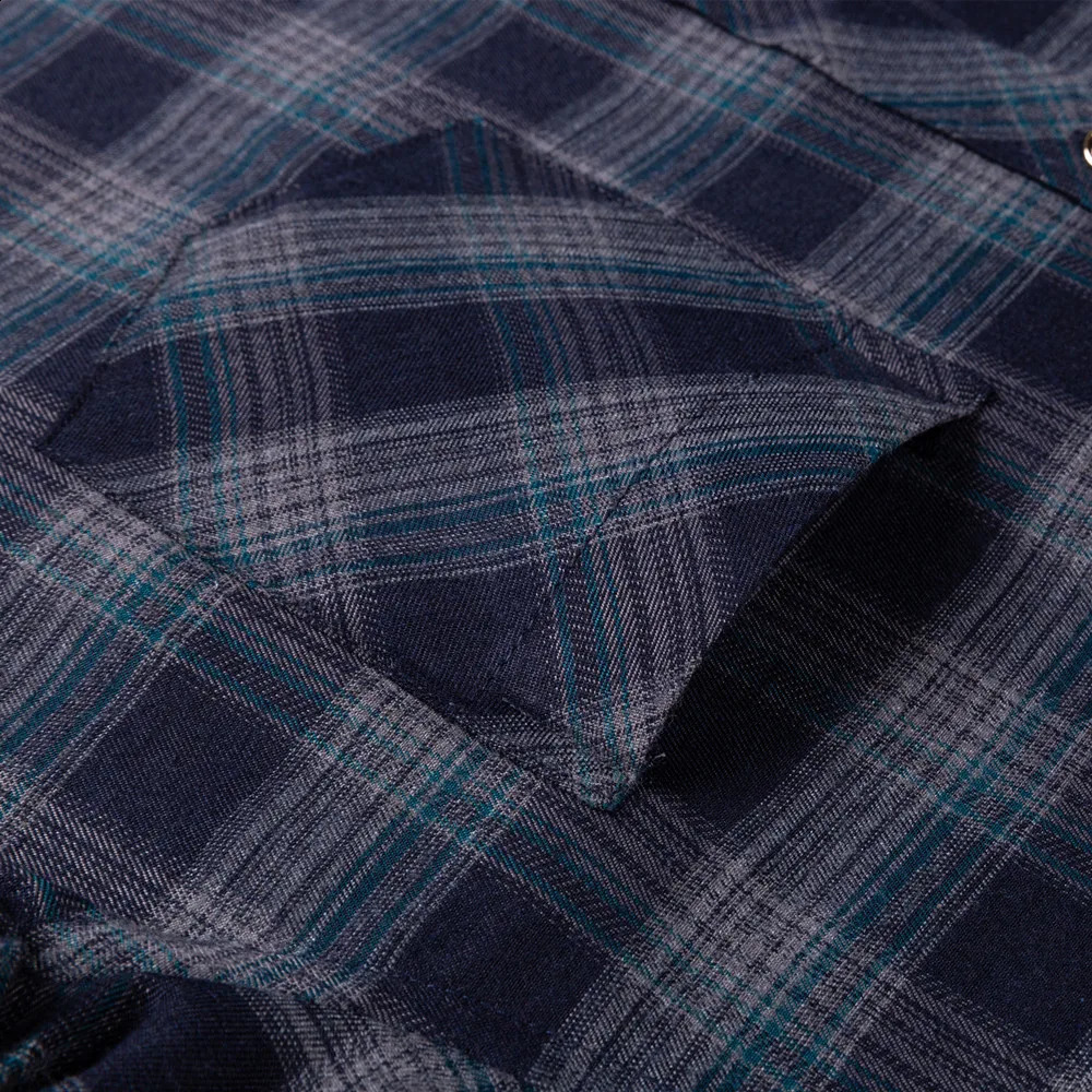 n plain weave mens clothing spring 2025 long sleeved casual soft single pocket standard suitable for daily home and travel checkered 250220