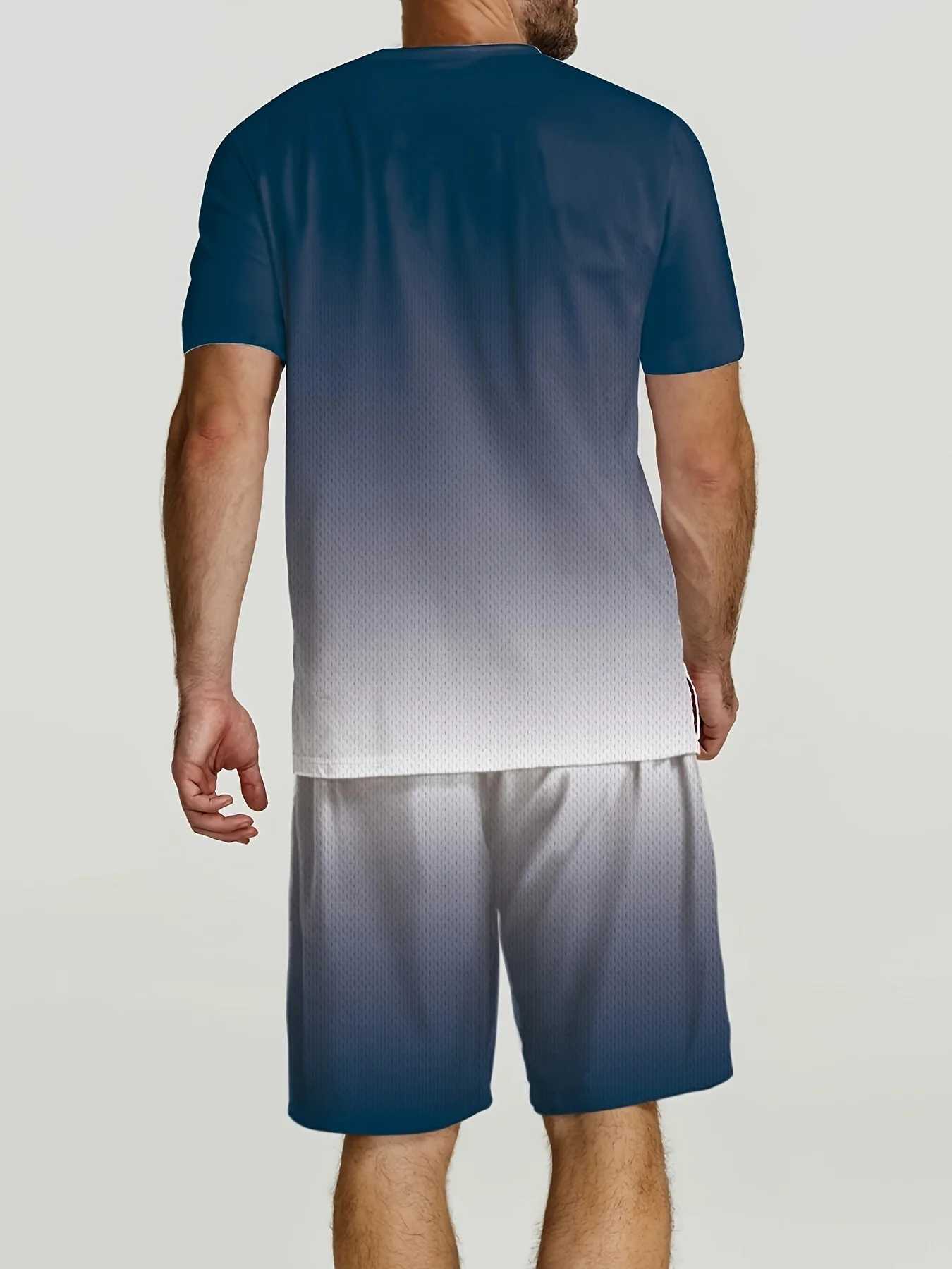 2 Piece Mens Fashion Summer Resort Clothing Set Mens Gradient Short Sleeve T-Shirt and Pocket Drawstring Shorts Set W250221