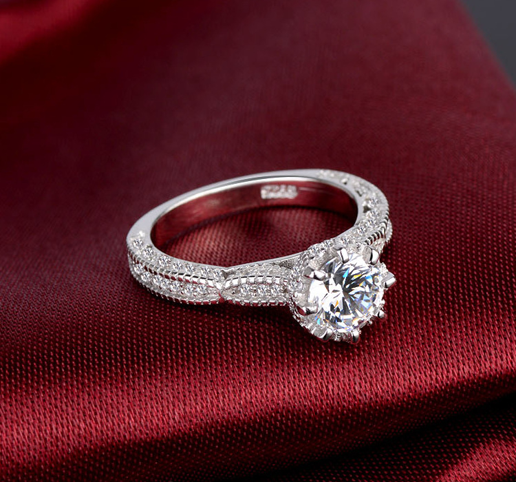 Choucong Brand Wedding Rings Luxury Jewelry 100% Real 925 Sterling Silver Round Cut White Moissanite Diamond Party Eternity Hollow Women Crown Ring Gi