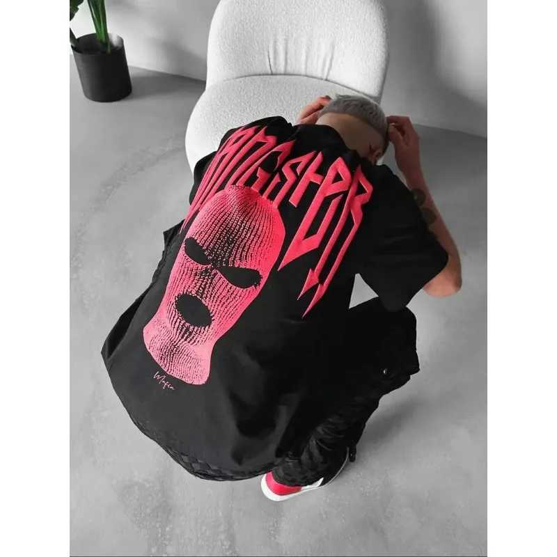 24/25 High-quality American High Street Masked Person Printed T-shirt for Men Oversized Loose Harajuku Short Sleeved Tops W250220