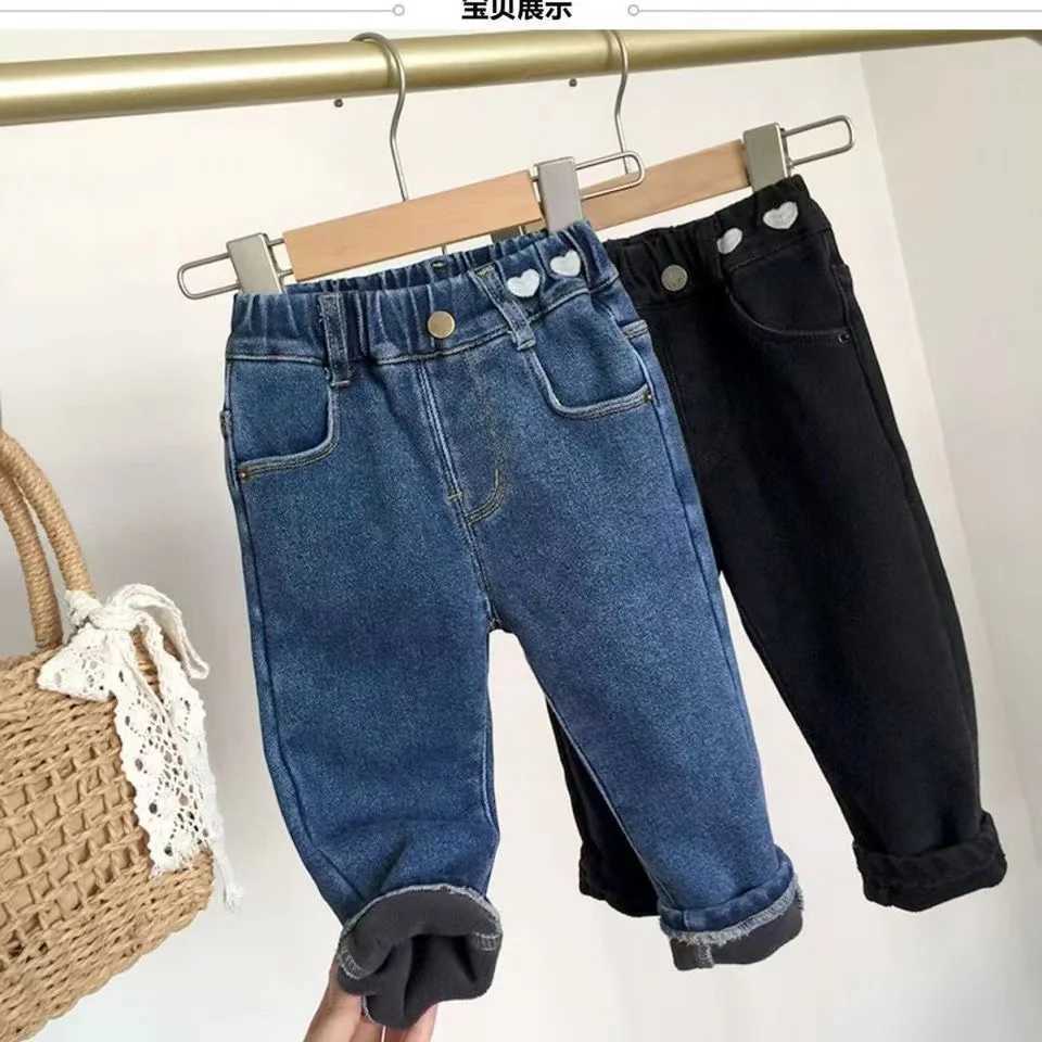 Girls One piece Velvet Jeans 2024 Autumn/Winter New Baby Elastic Slim Fit with Velvet Feet Pants Childrens Warm Pants Kids Z250220
