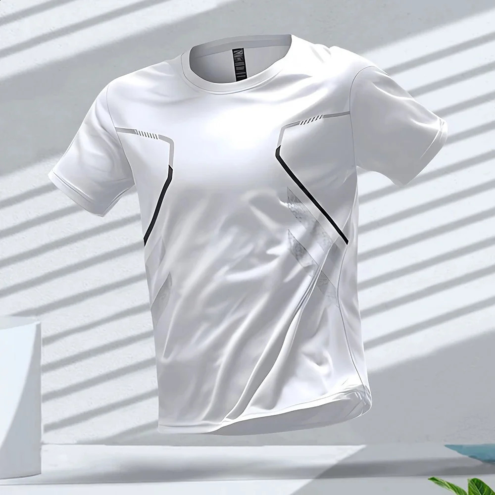 Mens Tshirts Sport Running Tshirt Men Quickdrying Breathable Short Sleeve Round Neck Active Tee Outdoor Workout Clothing 250213