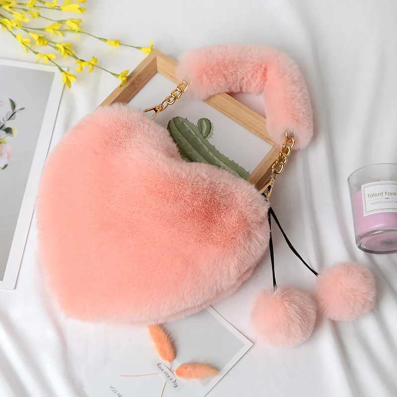 Faux Fur Heart-shaped Women Small Handbags Fluffy Plush Ladies Chain Shoulder Bag FAshion Female Furry Daily CluTCh Purse Z250220