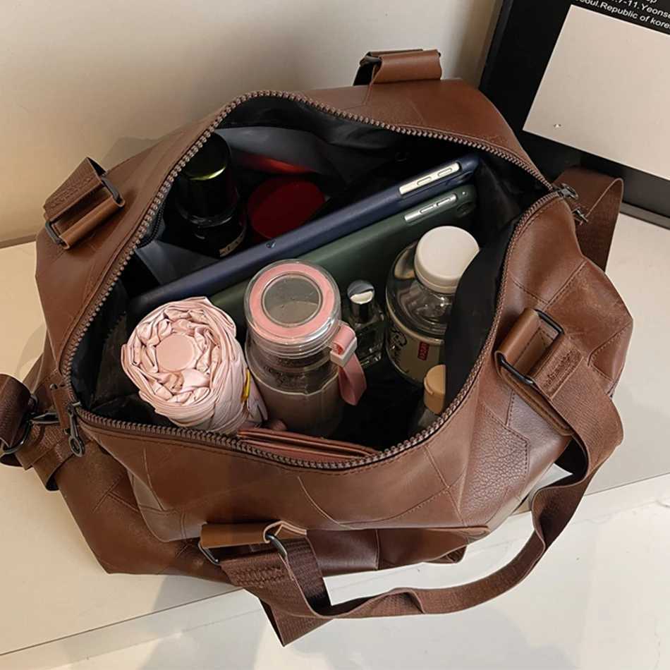 Designer Fitness Tote Large-Capacity Travel Bags Simple Black Handbags Sports Womens Pu Leather Shoulder Crossbody Bags 2025 Y250221