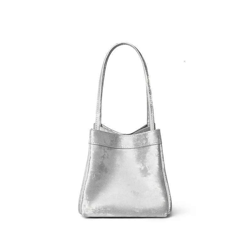 New Fashion Handbags 2025 Light Feminine Leather Bags Lady Design Purses For Women