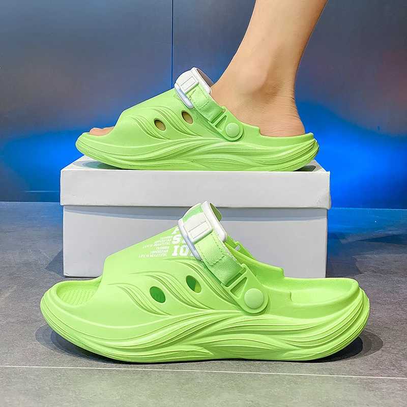 New Arrival New Mens Outdoor Sandals Slippers Beach Comfortable Slides Soft Clogs Design Men Casual Garden Shoes Men Women Beach Sandals T250220