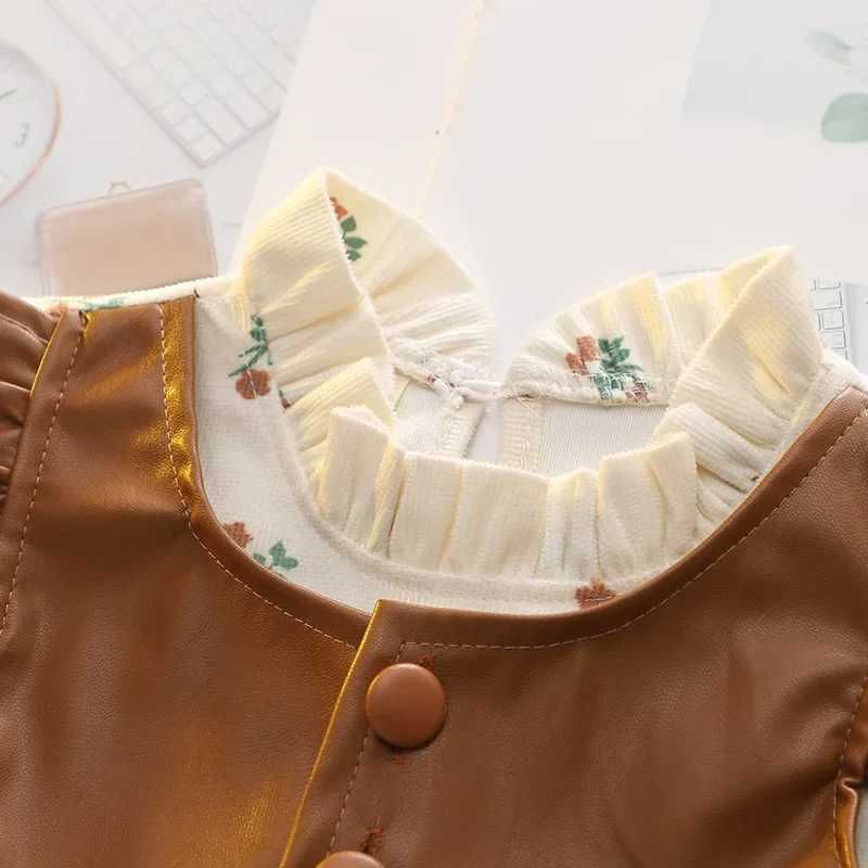 (0-3 Years Old Girls) Fall New Girls Dress Lace Pleated Floral Pattern Leather Vest Button Sweet Princess Dress X250220
