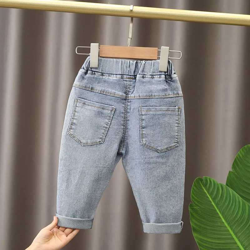 Spring childrens clothing baby loose straight leg jeans boys clothing childrens outdoor fully matched jeans Z250220