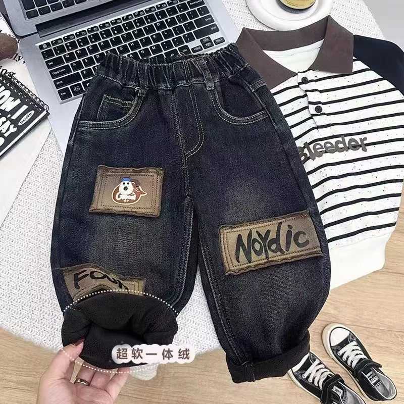 Boys Autumn and Winter Velvet Pants 2025 New Sle Baby Thick one-piece Jeans Childrens Pants Kids Z250220
