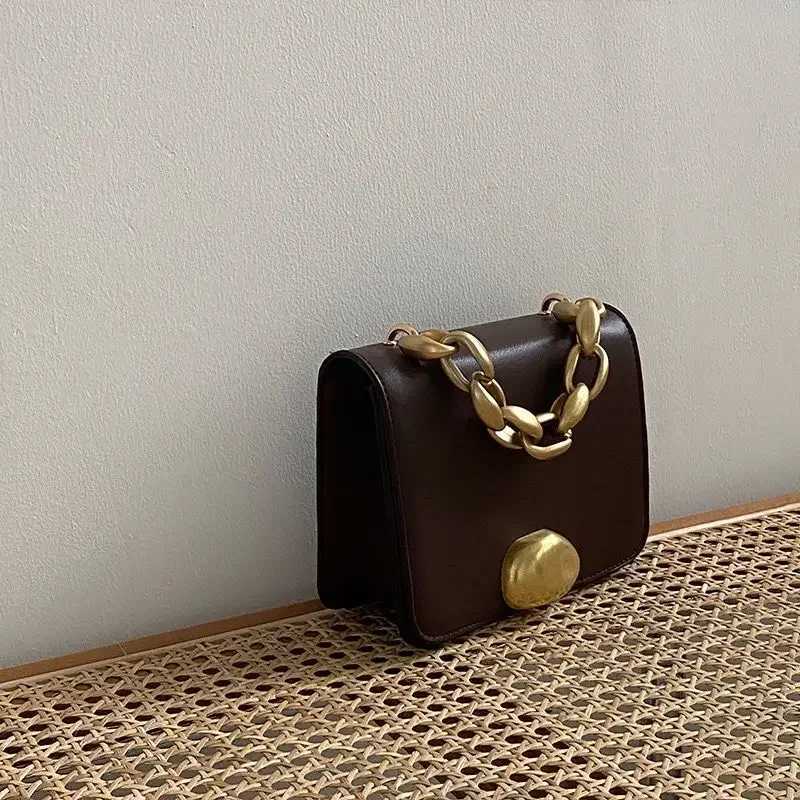 Handbags Niche Design Sense Clutch Bag for Women 2023 New Fashion Square Crossbody Bag Temperament All Match Chain Bag Z250220