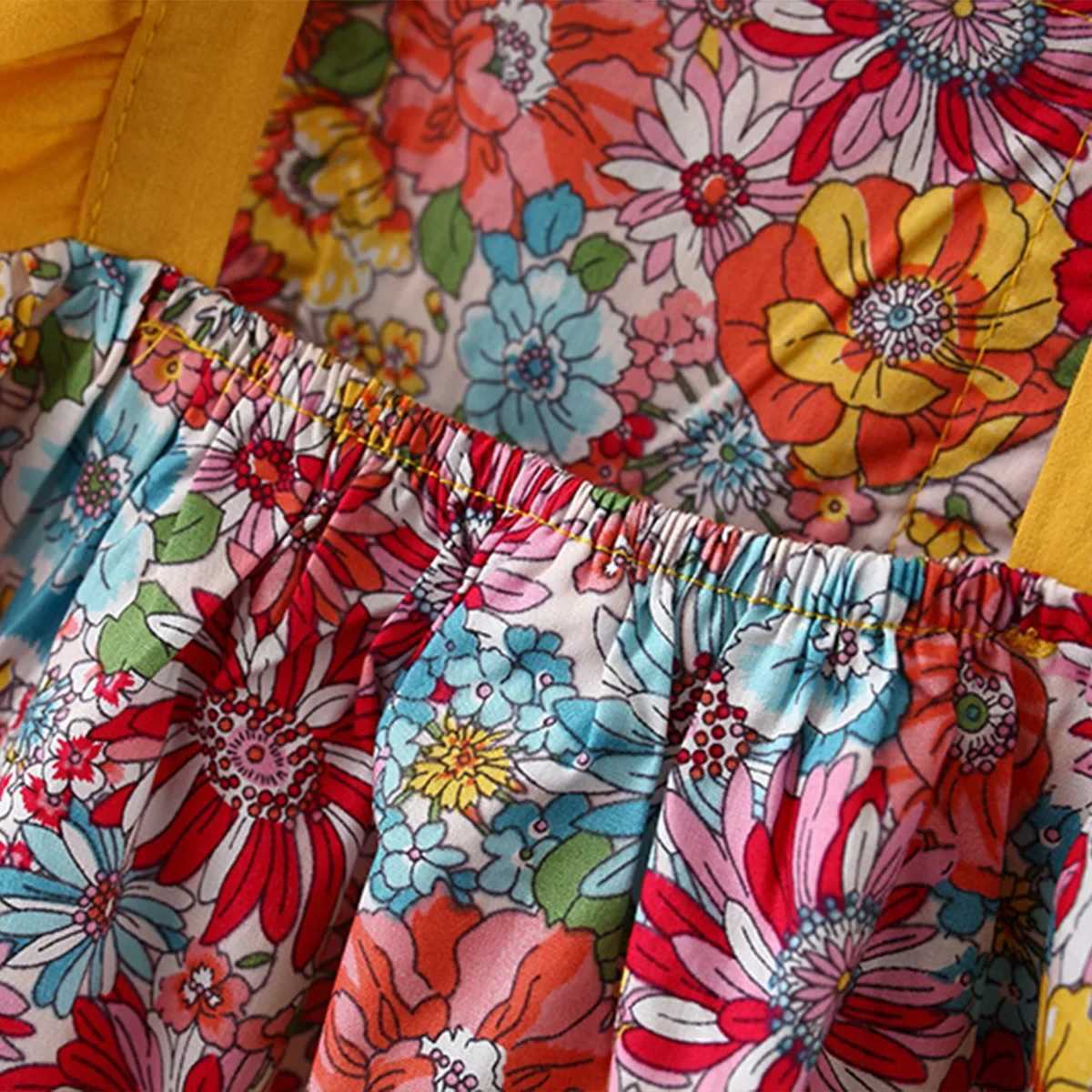 Summer New Girl Baby Strap Dress Fragmented Flower Childrens Sleeveless Princess Dress 0-3 Year Old Newborn Comes with Hat X250220
