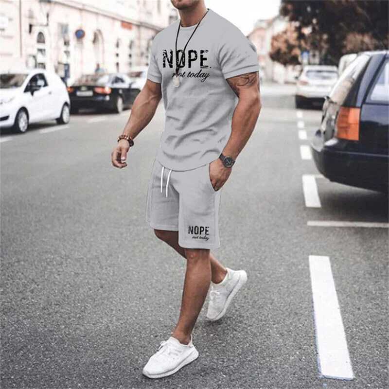 2024 New Summer Simple Mens T-shirt and Shorts 2-piece Set Fashion Street Leisure Comfortable and Breathable Short Sleeve Set W250221