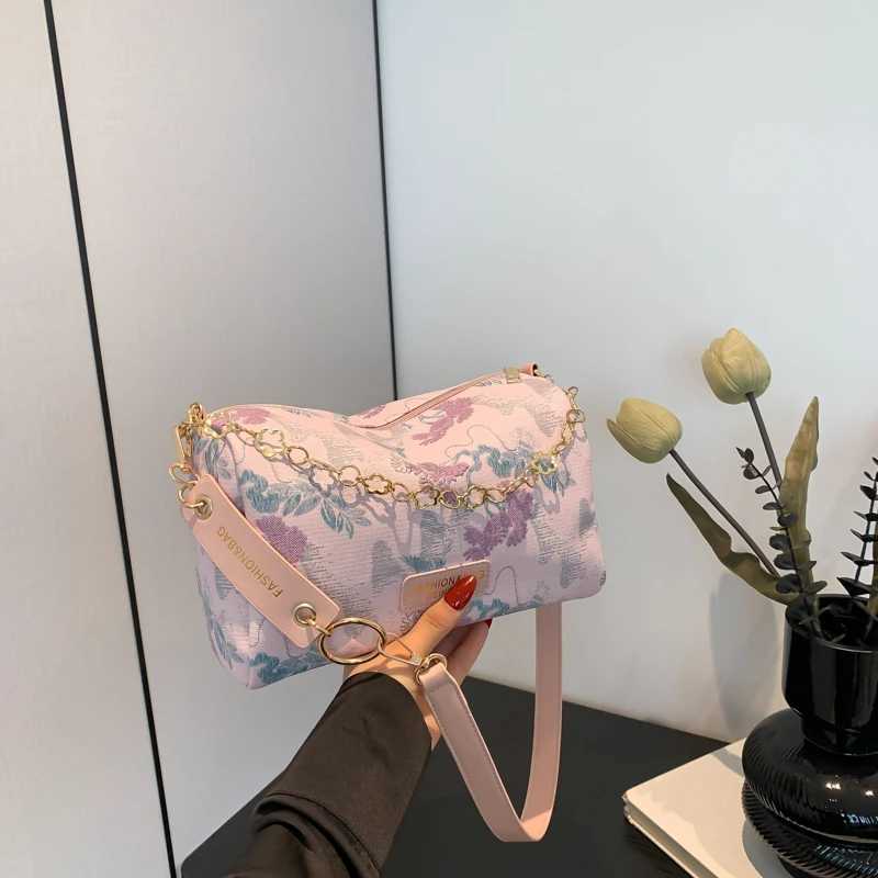 Large Capacity Shoulder Bag 2024 New womens fashion Simple Commuter Messenger Fruit Pattern purse handbag Y250220