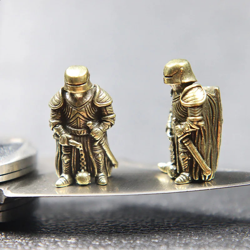 Armor Warrior EDC DIY Knife Beads Lanyard Pendants Vintage Color Brass Outdoor Tools Metal Copper Soldiers Paracord Accessories 250213