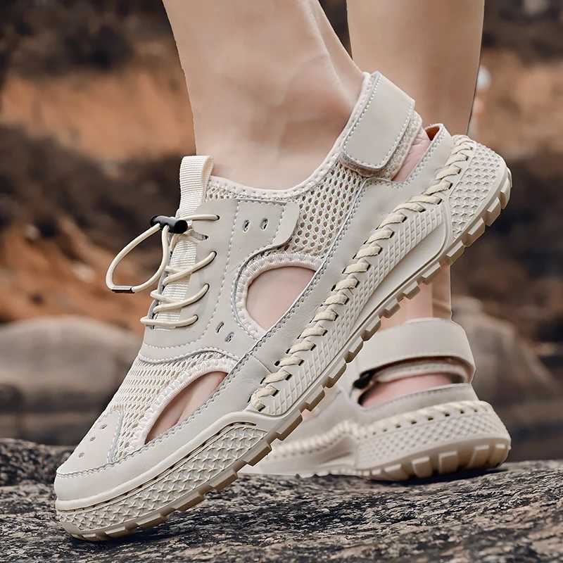 New Arrival Sandals mens trendy summer new leather shoe hat outdoor casual sports hollow sandals beach shoes handmade mesh mens shoes T250220